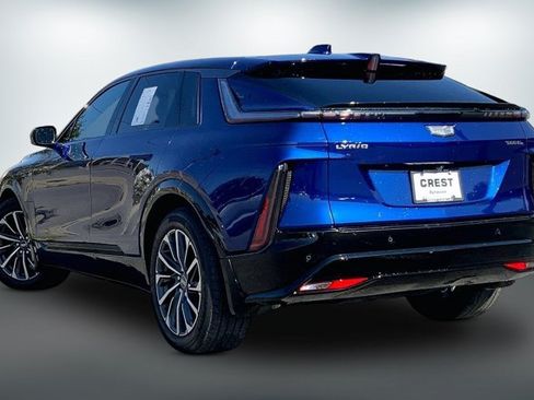 Used 2024 Cadillac Lyriq Sport AWD/4WD image 10