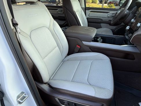 Used 2026 RAM 1500 Laramie AWD/4WD image 19