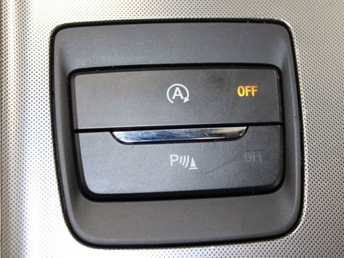 Used 2024 Ford Edge Titanium image 58