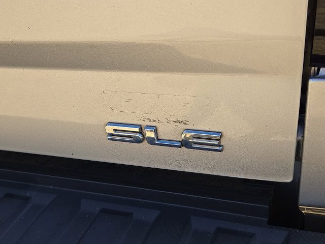 Used 2018 GMC Sierra 1500 SLE w/ SLE Value Package AWD/4WD image 32