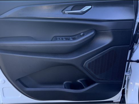 New 2025 Jeep Grand Cherokee L Altitude AWD/4WD image 34
