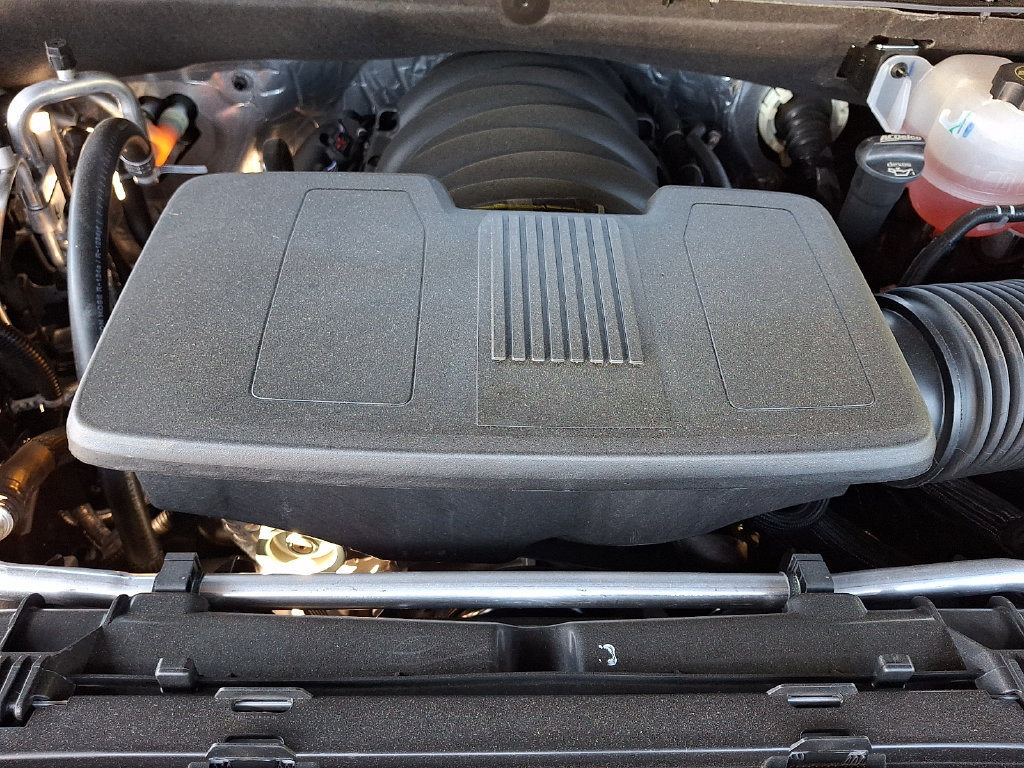 Used 2026 GMC Yukon Denali w/ Sun & Power Step Package AWD/4WD image 28