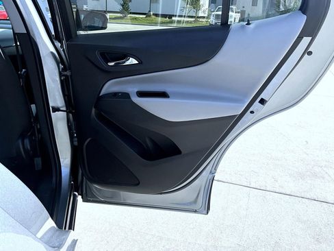 Used 2023 Chevrolet Equinox LT image 20