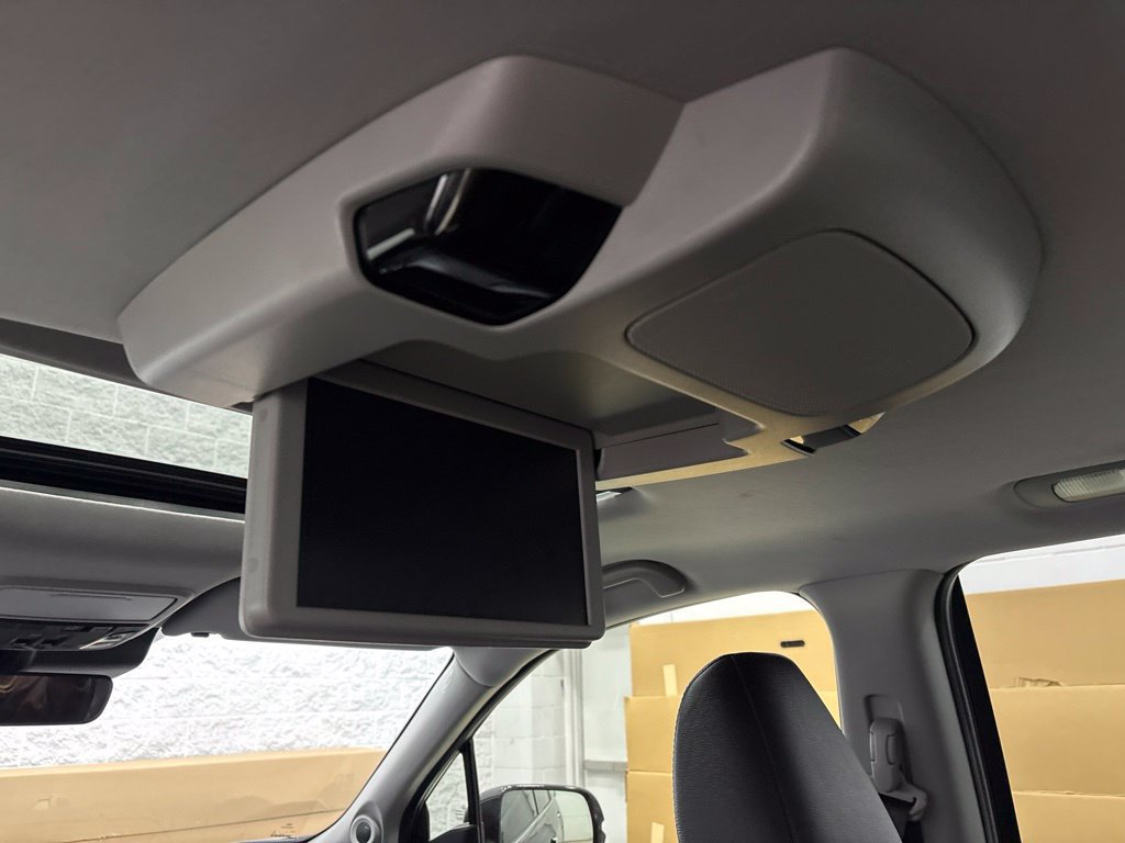 Used 2022 Honda Pilot Elite image 32