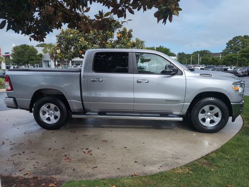 Used 2019 RAM 1500 Big Horn AWD/4WD image 11