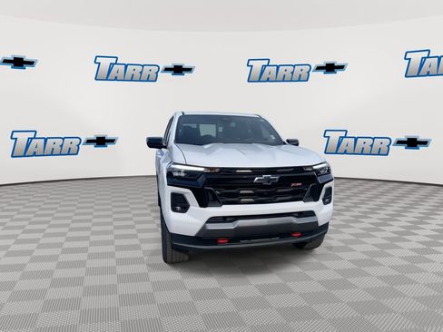 Used 2023 Chevrolet Colorado Z71 w/ Z71 Convenience Package 2 image 3
