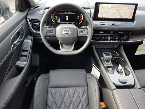 New 2026 Nissan Rogue Platinum w/ Platinum Premium Package image 7