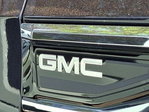 Used 2023 GMC Yukon XL SLT RWD image 10