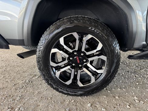 Used 2025 GMC Canyon AT4 w/ Nightfall Edition image 45