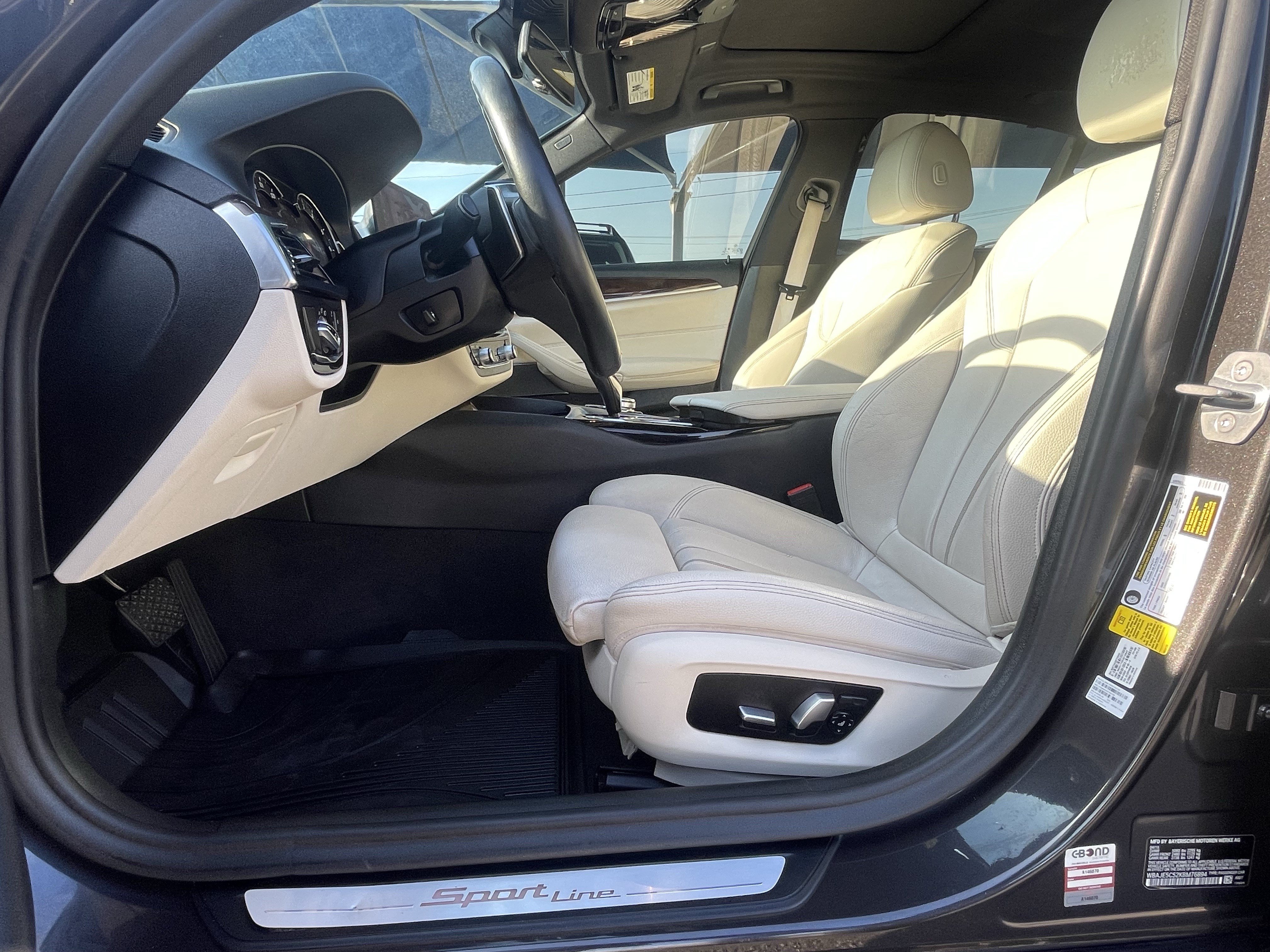 Used 2019 BMW 540i RWD image 22