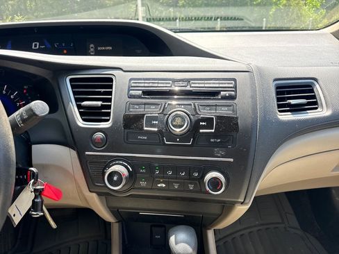 Used 2014 Honda Civic LX image 18