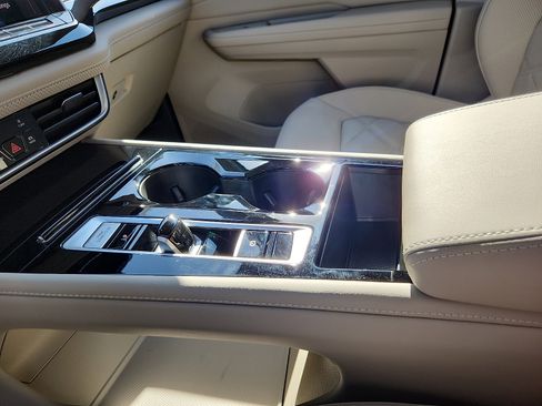 New 2026 Volkswagen Atlas SE image 20