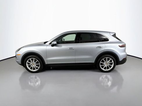 Used 2023 Porsche Cayenne AWD/4WD image 8