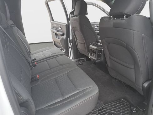Used 2025 RAM 1500 Big Horn AWD/4WD image 12