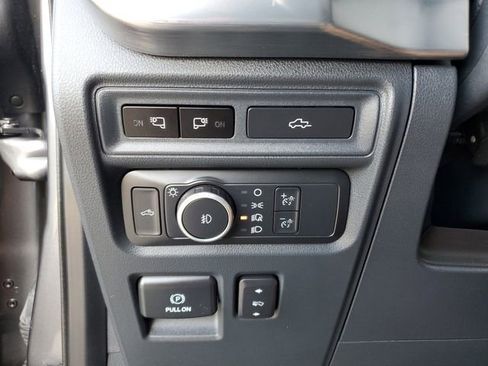 Used 2022 Ford F150 Lariat w/ Max Trailer Tow Package image 30