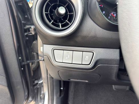 Used 2024 Kia Forte LXS w/ LXS Technology Package FWD image 19