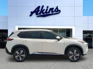 Used 2023 Nissan Rogue Platinum w/ Platinum Premium Package AWD/4WD video 1