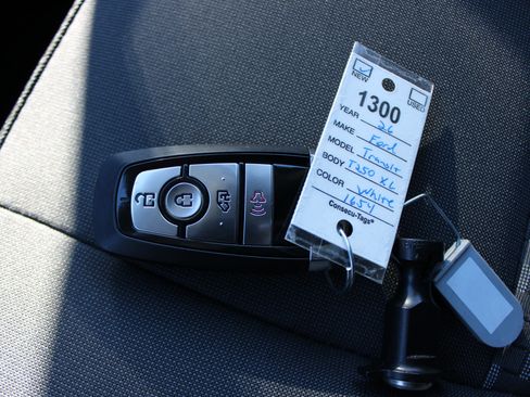 New 2026 Ford Transit 250 148 Medium Roof image 24