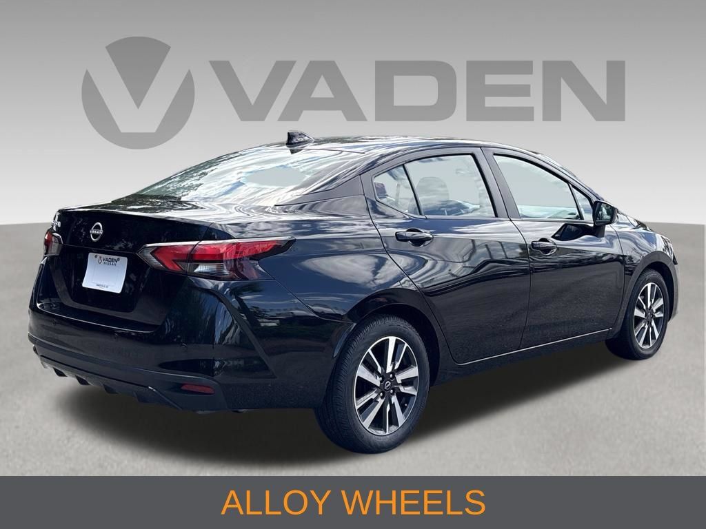 Used 2025 Nissan Versa SV FWD image 6