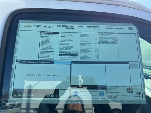 New 2025 Chevrolet Express 4500 w/ Power Convenience Package RWD image 9