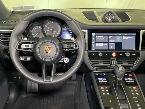 New 2026 Porsche Macan Turbo image 27