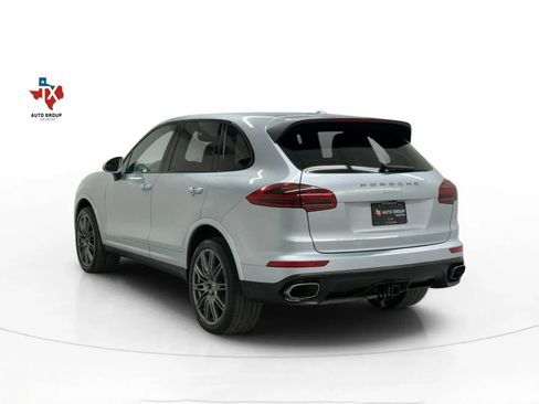 Used 2018 Porsche Cayenne Platinum Edition image 6