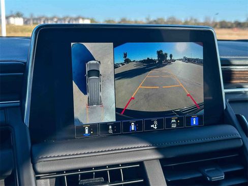 Used 2023 Chevrolet Tahoe High Country image 32