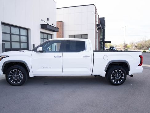 Used 2025 Toyota Tundra Limited AWD/4WD image 5