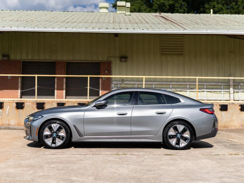 Used 2023 BMW i4 eDrive40 w/ Premium Package RWD image 10