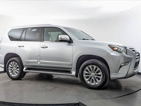 Used 2018 Lexus GX 460 Premium w/ Premium Package AWD/4WD image 11