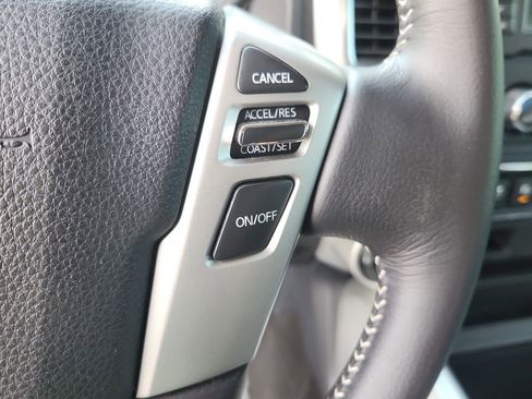 Used 2019 Nissan Titan PRO-4X AWD/4WD image 23