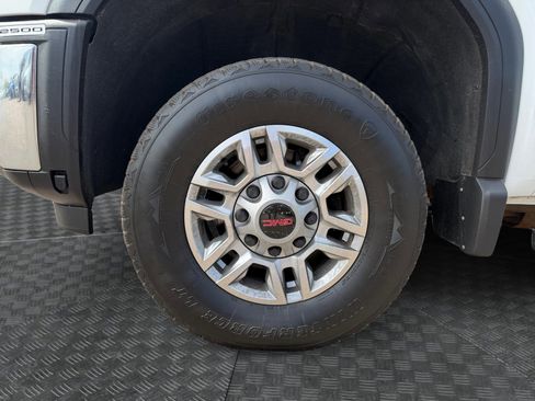 Used 2024 GMC Sierra 2500 Pro AWD/4WD image 23