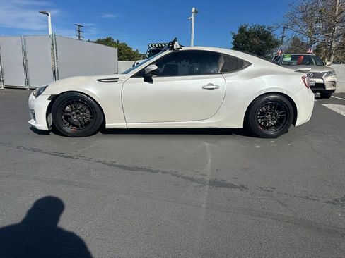 Used 2013 Subaru BRZ Limited w/ Popular Pkg 2C image 2