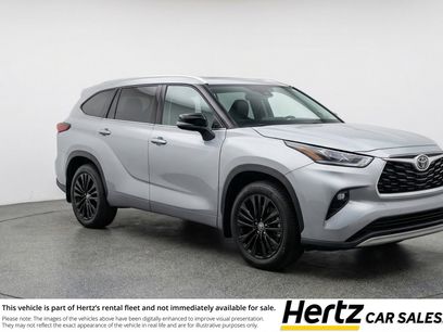 Used 2025 Toyota Highlander XSE