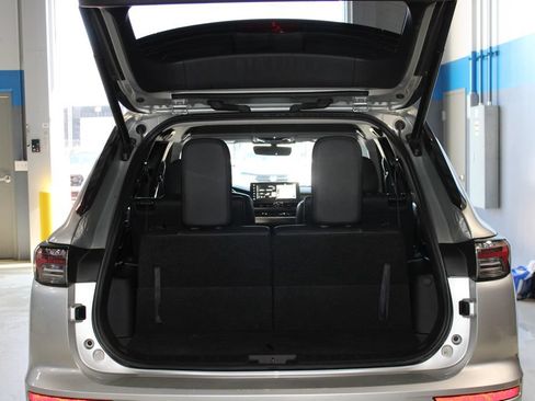 Used 2025 Mitsubishi Outlander SE AWD/4WD image 26