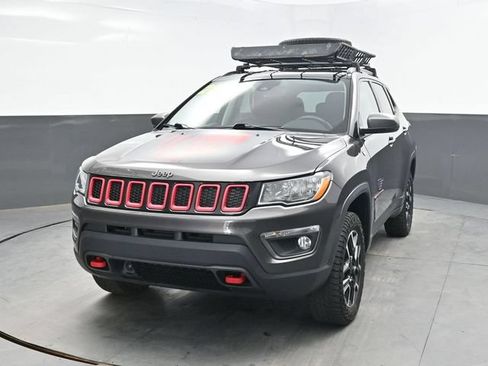 Used 2021 Jeep Compass Trailhawk AWD/4WD image 2