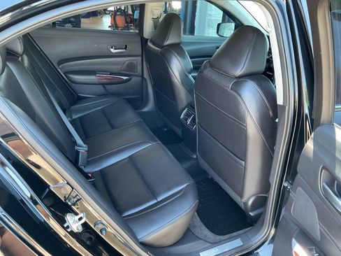 Used 2015 Acura TLX V6 w/ Technology Package FWD image 39