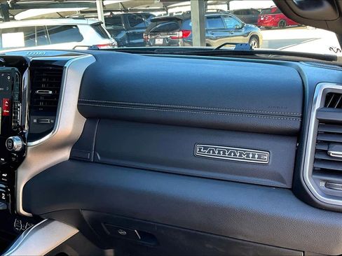 Used 2019 RAM 2500 Laramie image 17