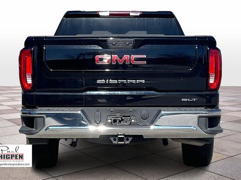 Used 2025 GMC Sierra 1500 SLT image 4