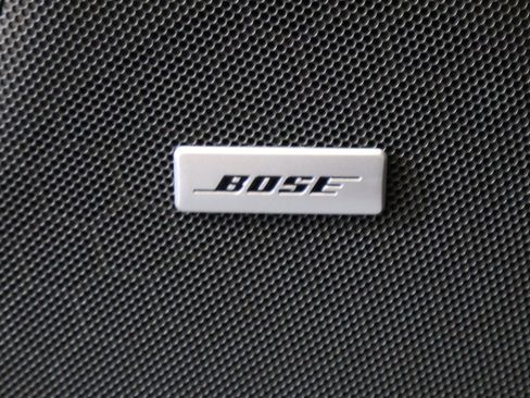 New 2025 Chevrolet Suburban Premier image 37