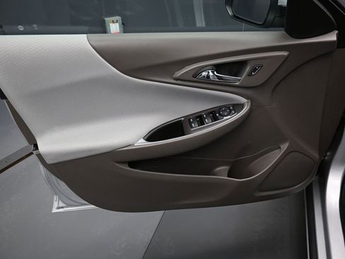 Used 2022 Chevrolet Malibu LS w/ Driver Confidence Package II image 11