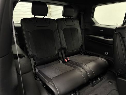 New 2025 Jeep Grand Cherokee L Altitude image 31