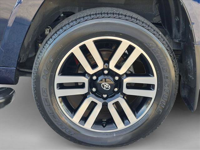 Used 2022 Toyota 4Runner Limited AWD/4WD image 23