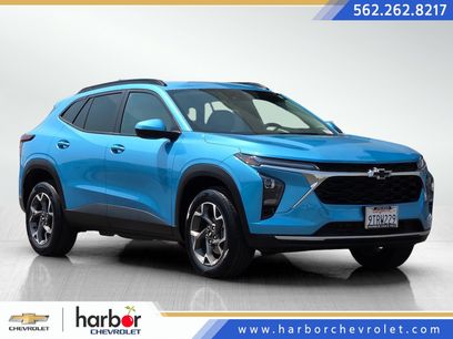 Certified 2025 Chevrolet Trax LT w/ Driver Confidence Package
