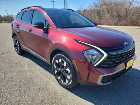 Used 2023 Kia Sportage X-Line w/ X-Line Premium Package image 3