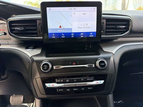 Used 2020 Ford Explorer XLT w/ Equipment Group 202A RWD image 37