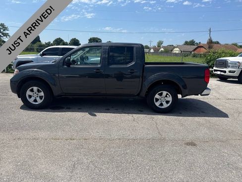 Used 2013 Nissan Frontier SV RWD image 8