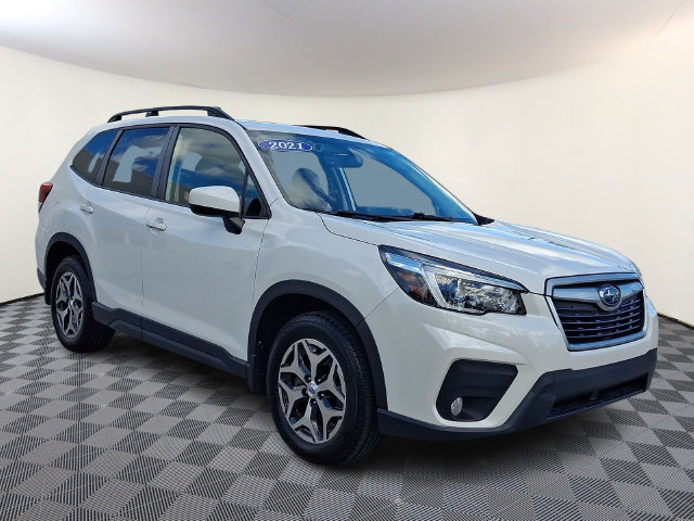 Used 2021 Subaru Forester Premium AWD/4WD image 1