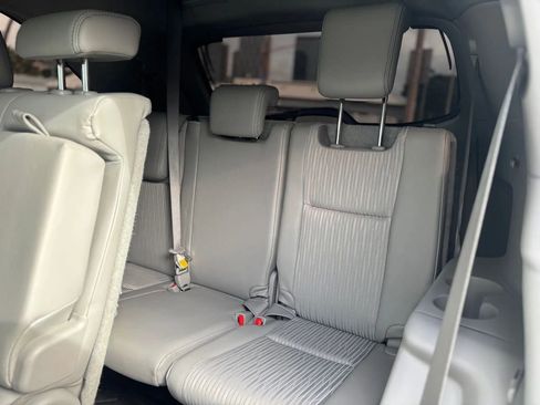 Used 2016 Toyota Highlander LE image 13