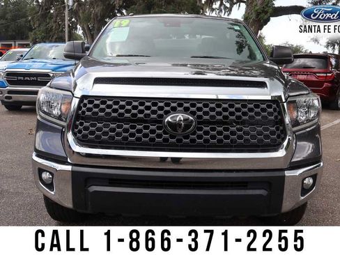 Used 2019 Toyota Tundra SR5 w/ SR5 Upgrade Package AWD/4WD image 9
